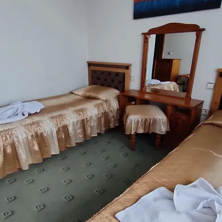 Guest Grachenovi Банско