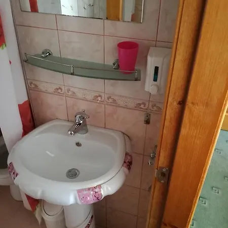 Guest Grachenovi بانسكو