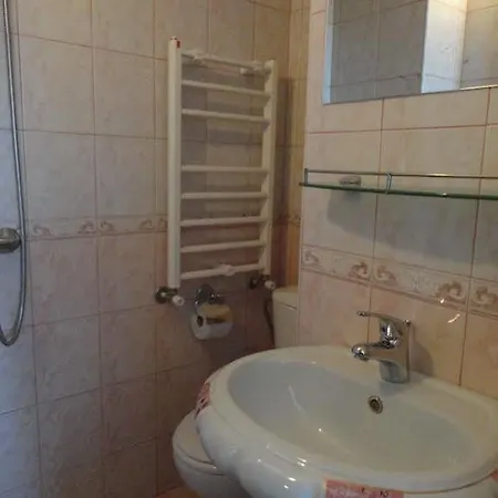 بيت ضيافة Guest Grachenovi 3*