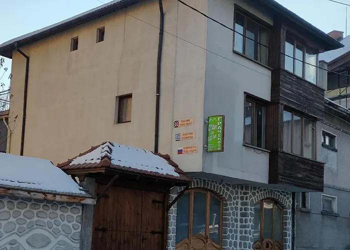 Guest Grachenovi 게스트하우스 반스코