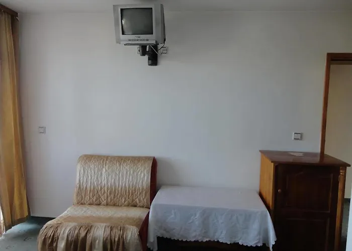 Guest Grachenovi 게스트하우스 3*