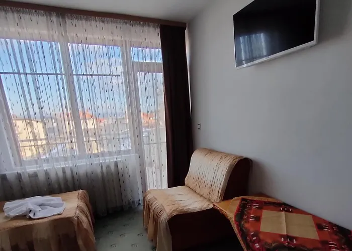 Guest Grachenovi Πανσιόν 3*